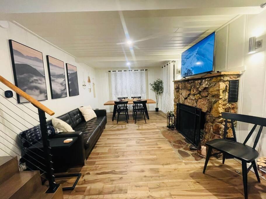 Sled-Ski Lakeside Village Cabin - Spa - Bbq - Firepit - Loft - Games Біг-Бер-Лейк Екстер'єр фото